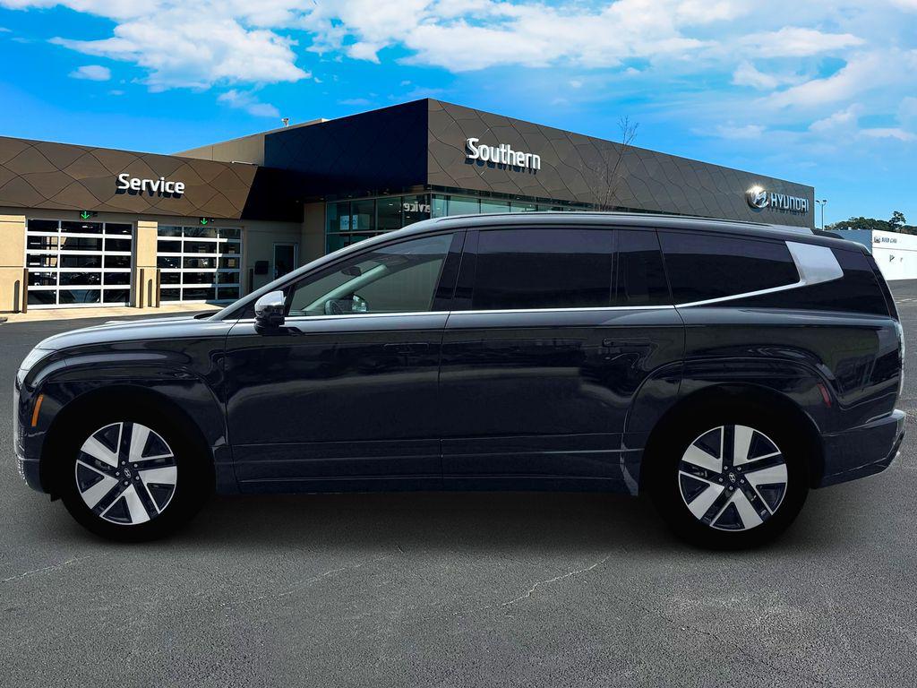 2026 Hyundai Ioniq SEL photo 2