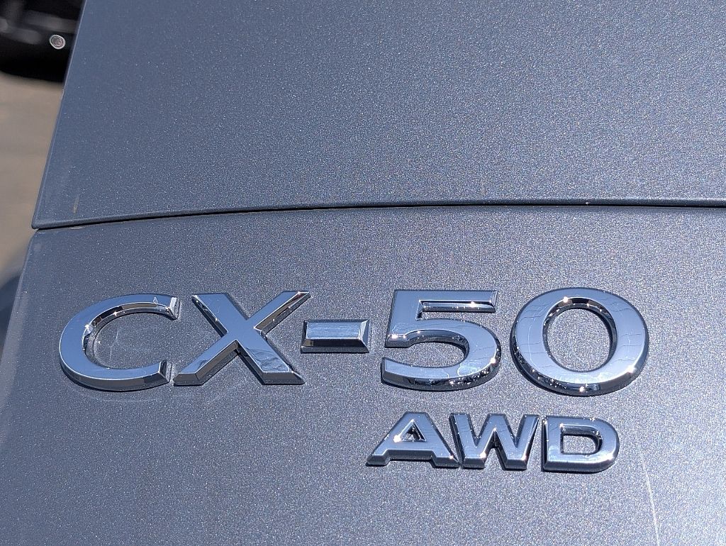 2025 Mazda CX-50 Premium Plus photo 12