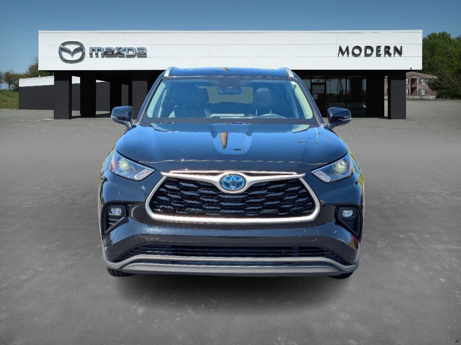 2023 Toyota Highlander Hybrid XLE photo 2