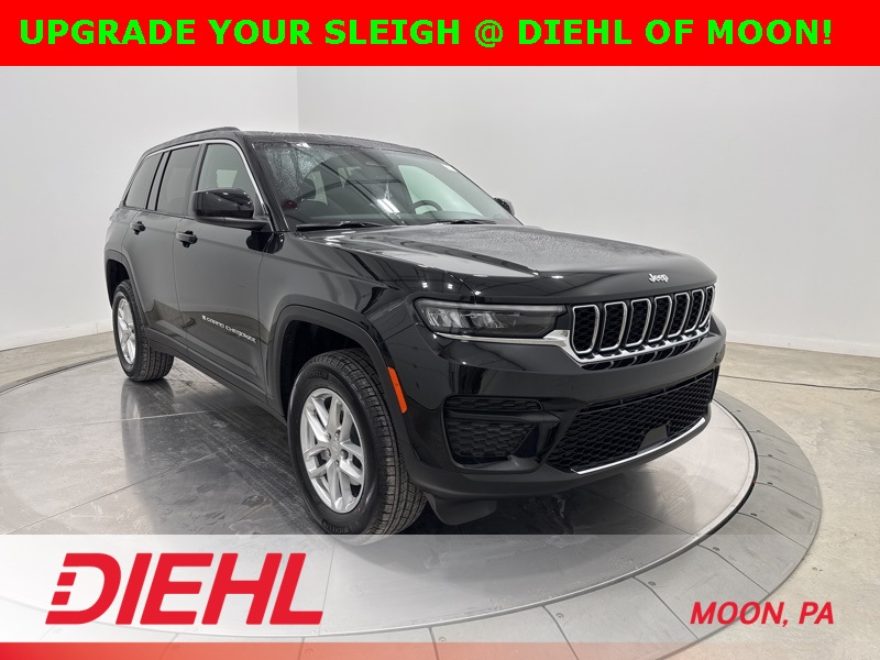 2025 Jeep Grand Cherokee Laredo's photo