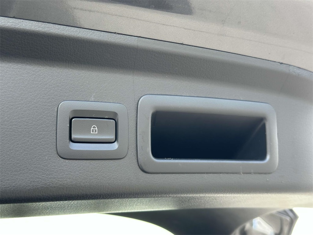 2022 Mazda CX-30 2.5 Select photo 30