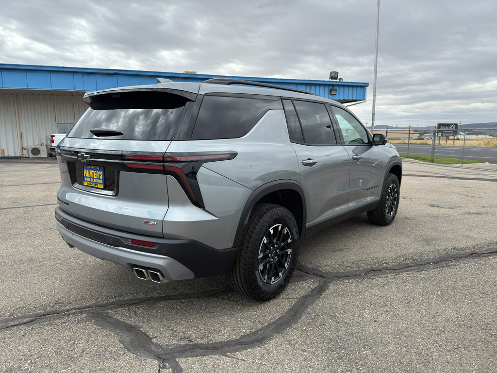 2026 Chevrolet Traverse Z71 photo 2
