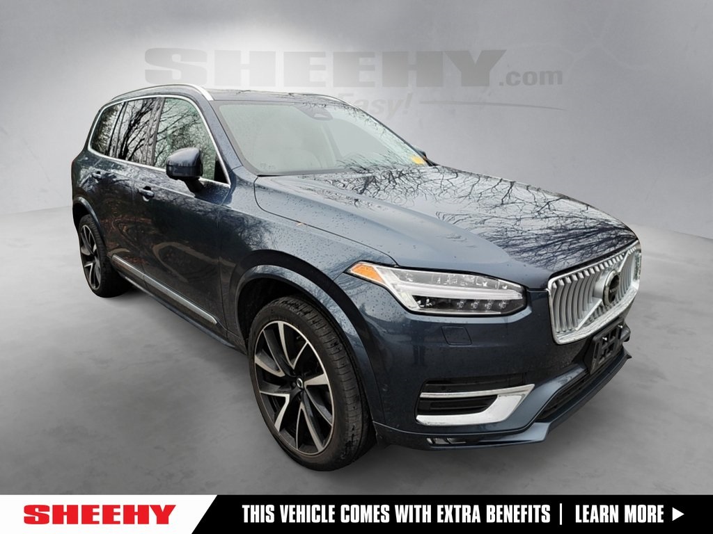 2023 Volvo XC90 Plus's photo
