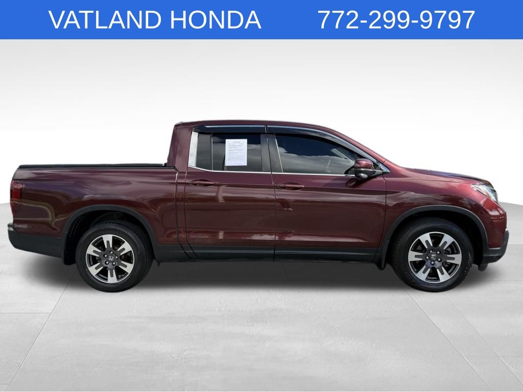 2019 Honda Ridgeline RTL-T photo 4