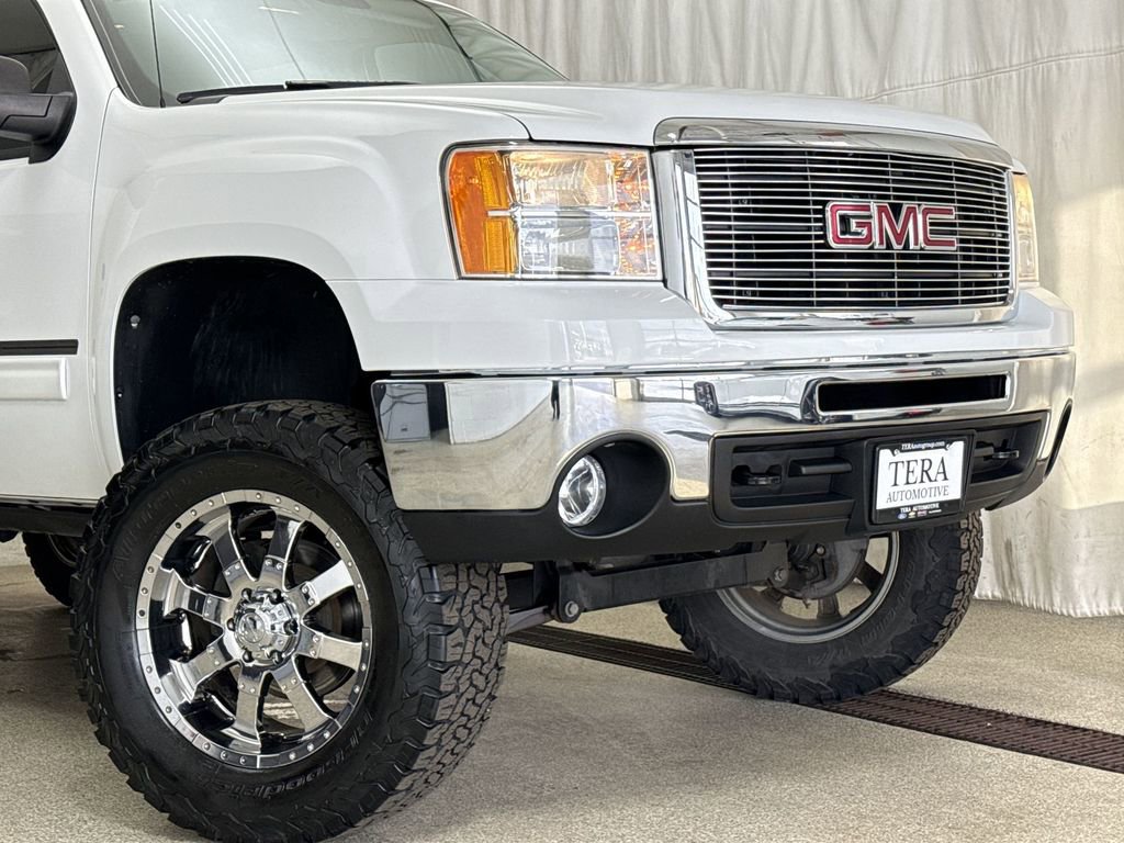 Used 2011 GMC Sierra 1500 SLE with VIN 3GTU2VE22BG298875 for sale in Sandwich, IL