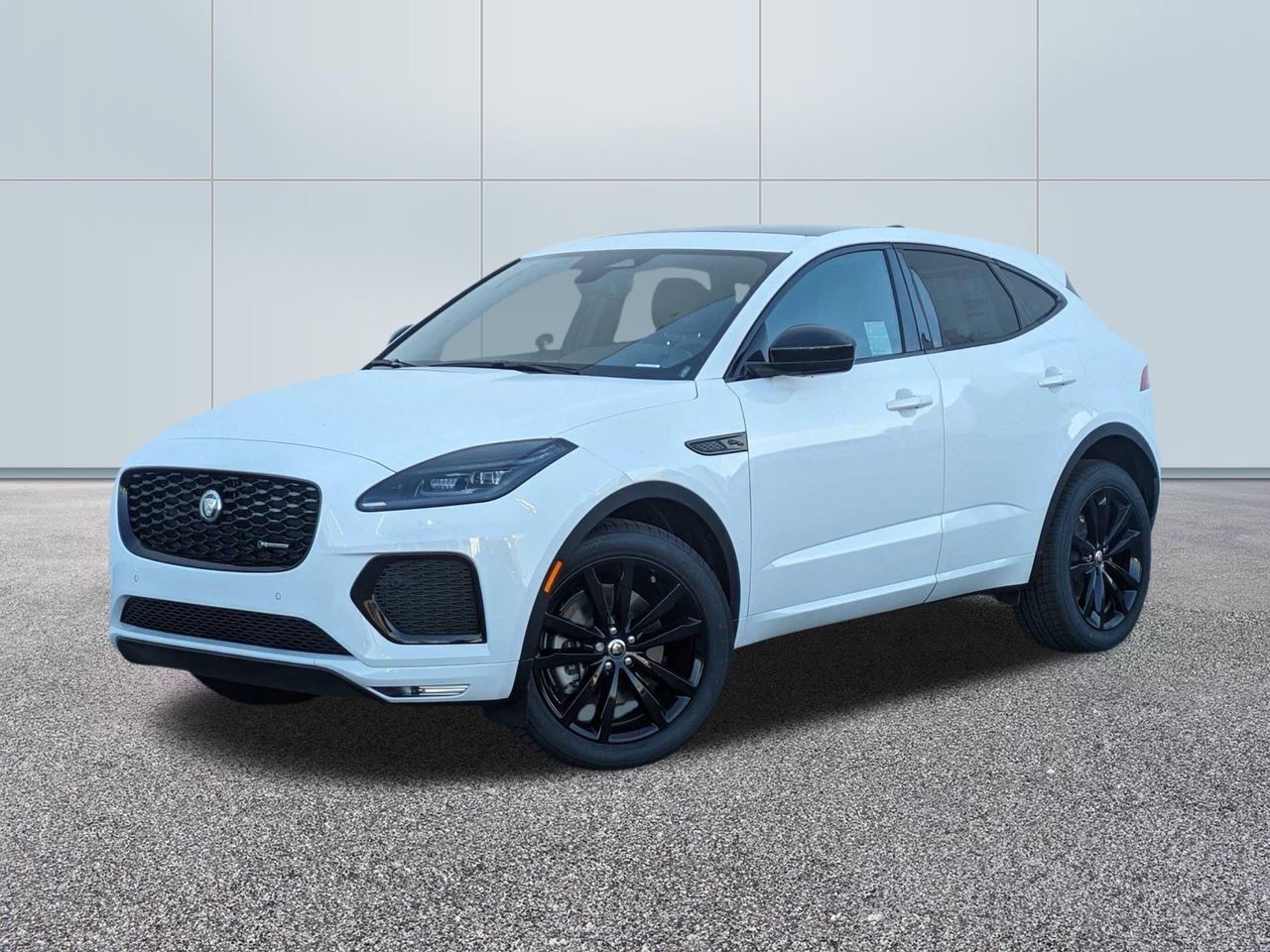 2024 Jaguar E-PACE R-Dynamic SE's photo