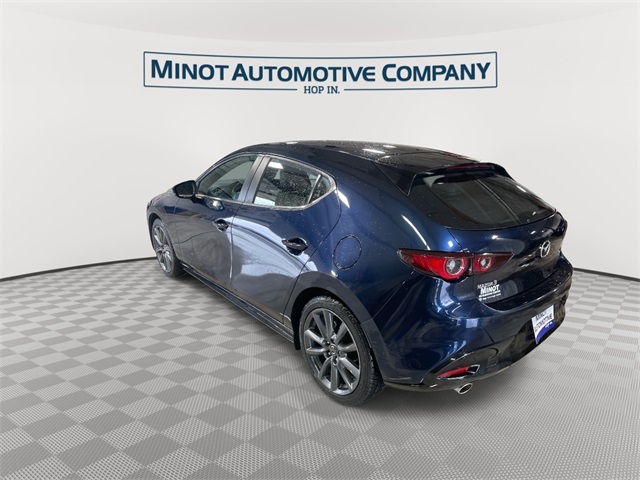 2023 Mazda Mazda3 2.5 s Preferred photo 4