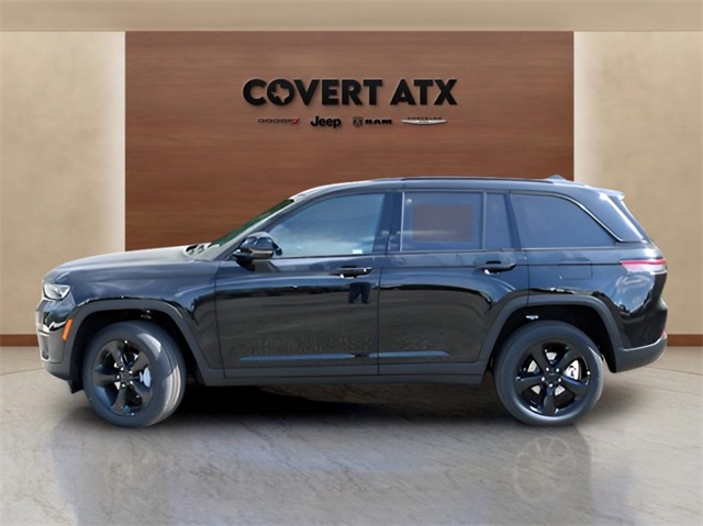 2025 Jeep Grand Cherokee Limited photo 2