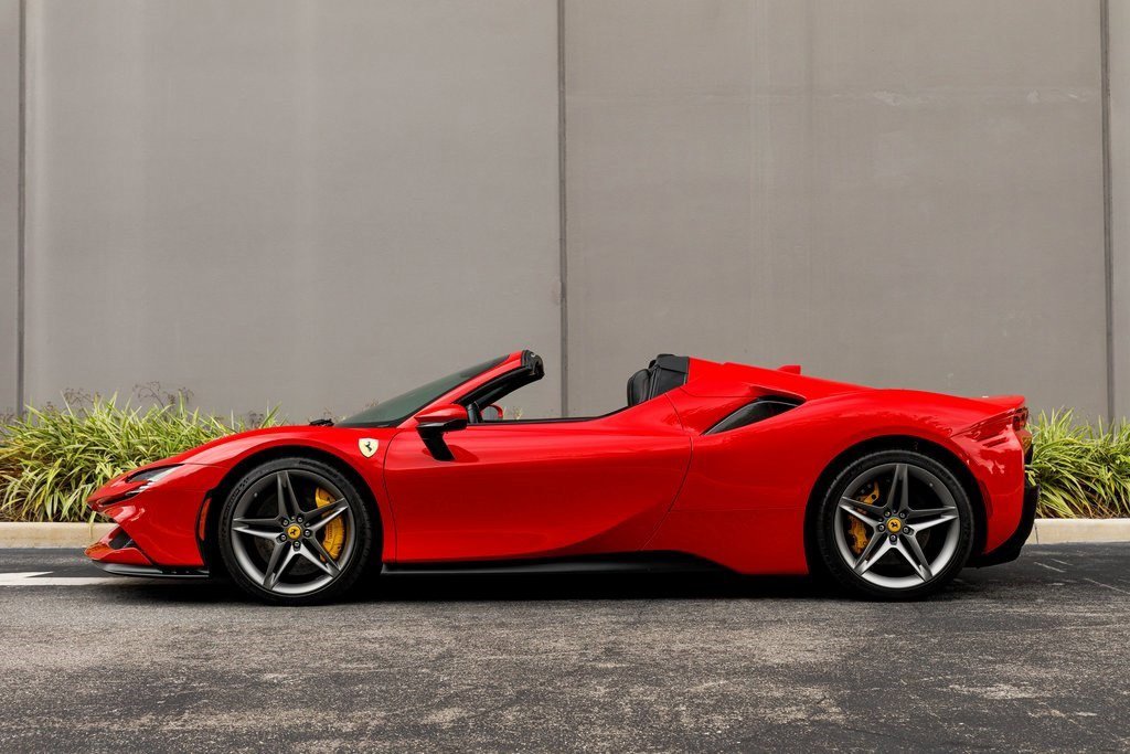 2023 Ferrari SF90 Spider Base photo 2
