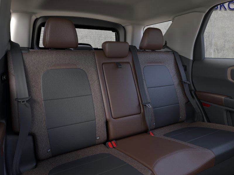 2025 Ford Bronco Sport Outer Banks photo 4