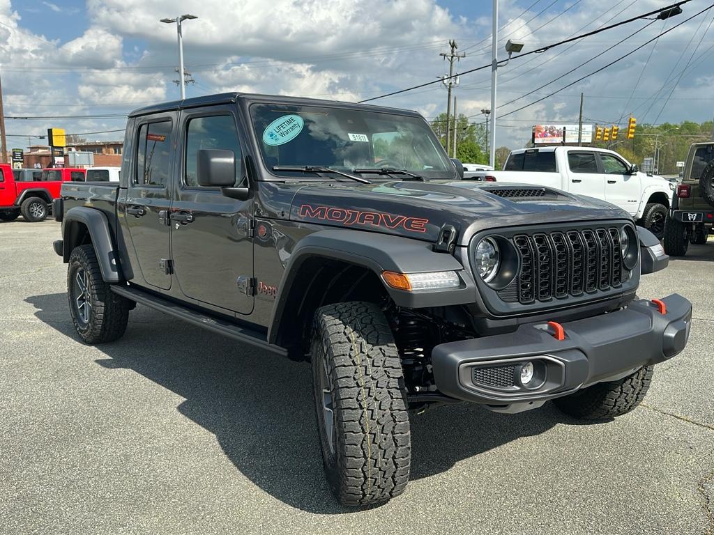 2025 Jeep Gladiator Mojave photo 9
