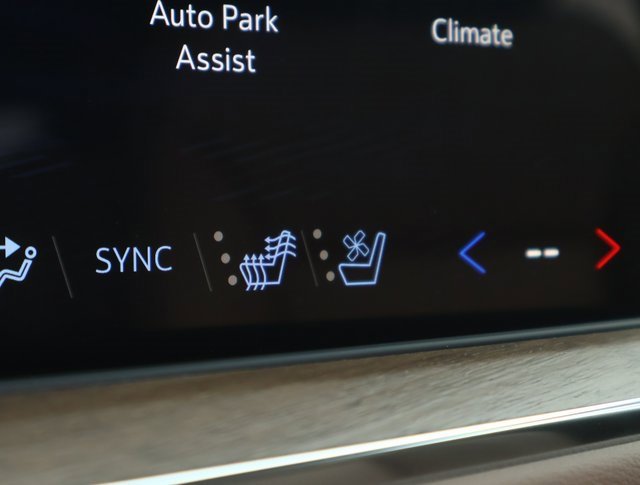 2025 Chevrolet Tahoe High Country photo 4