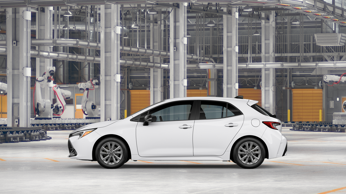 2026 Toyota Corolla SE photo 3