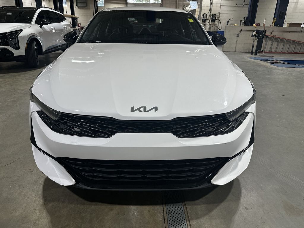 2023 Kia K5 GT-Line photo 2