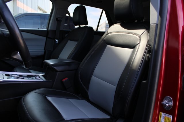 2022 Ford Explorer XLT photo 28