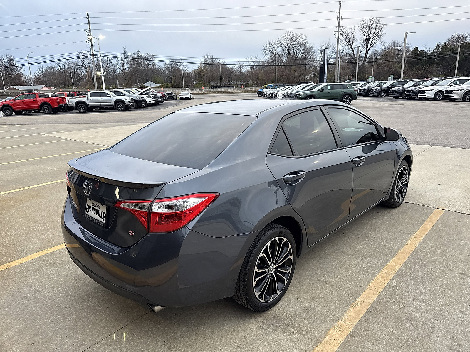 2016 Toyota Corolla S photo 4