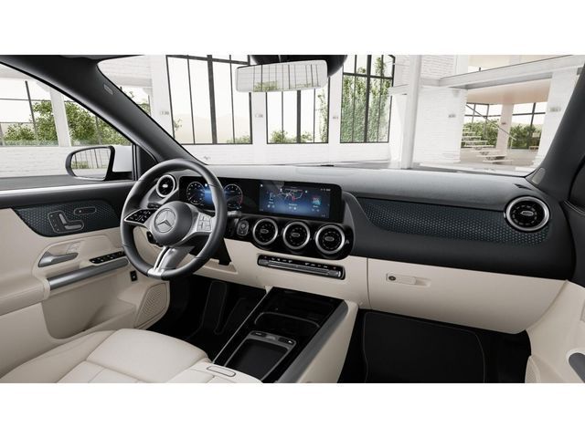 2026 Mercedes Benz GLA 250 4MATIC photo 5