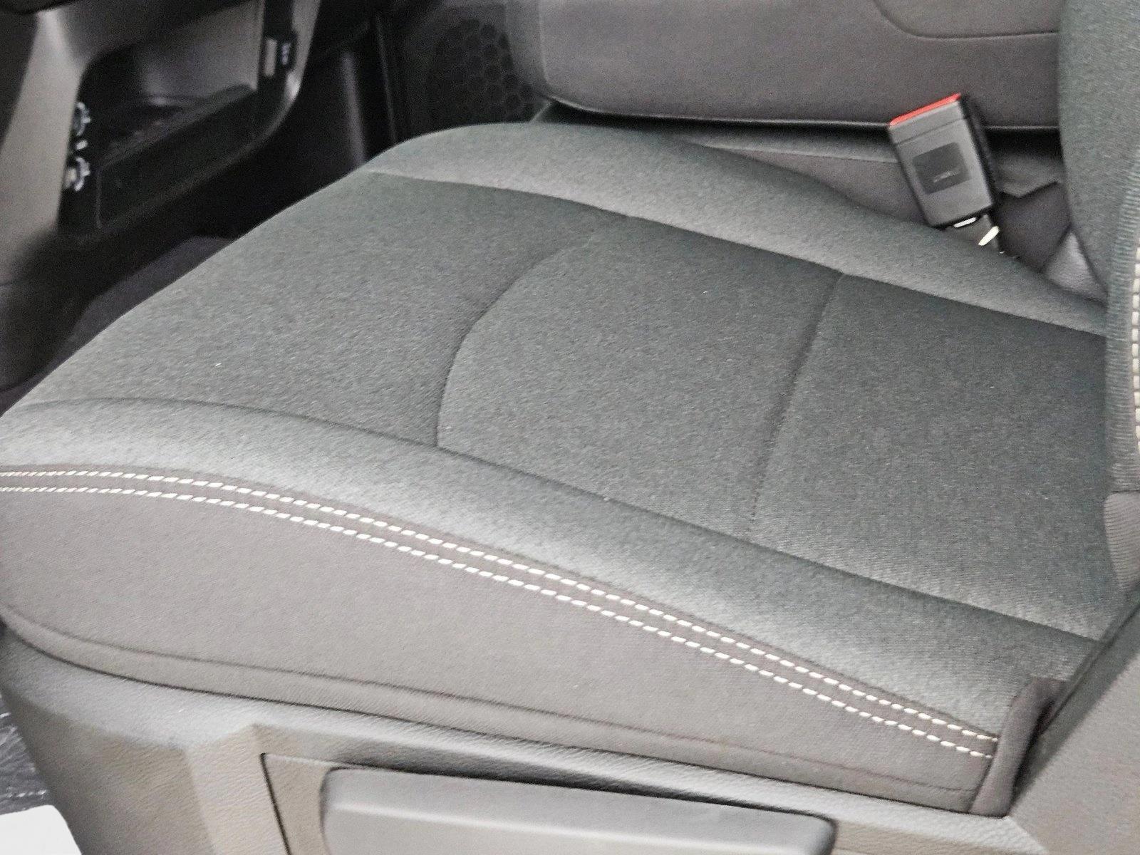 2026 Ram 2500 Tradesman photo 4