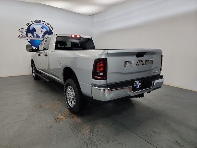 2025 Ram 2500 Tradesman photo 2