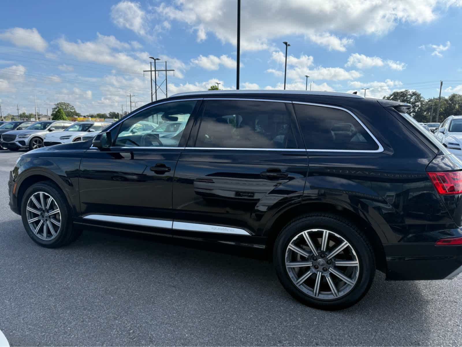 2019 Audi Q7 Premium Plus photo 3