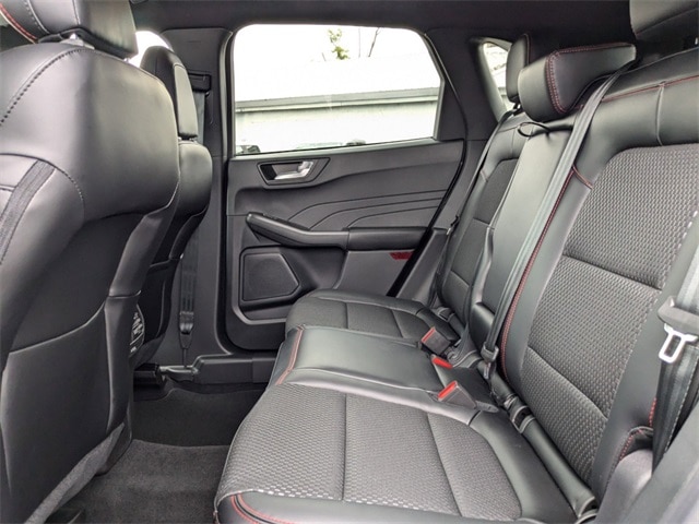 2024 Ford Escape ST-Line Elite photo 14