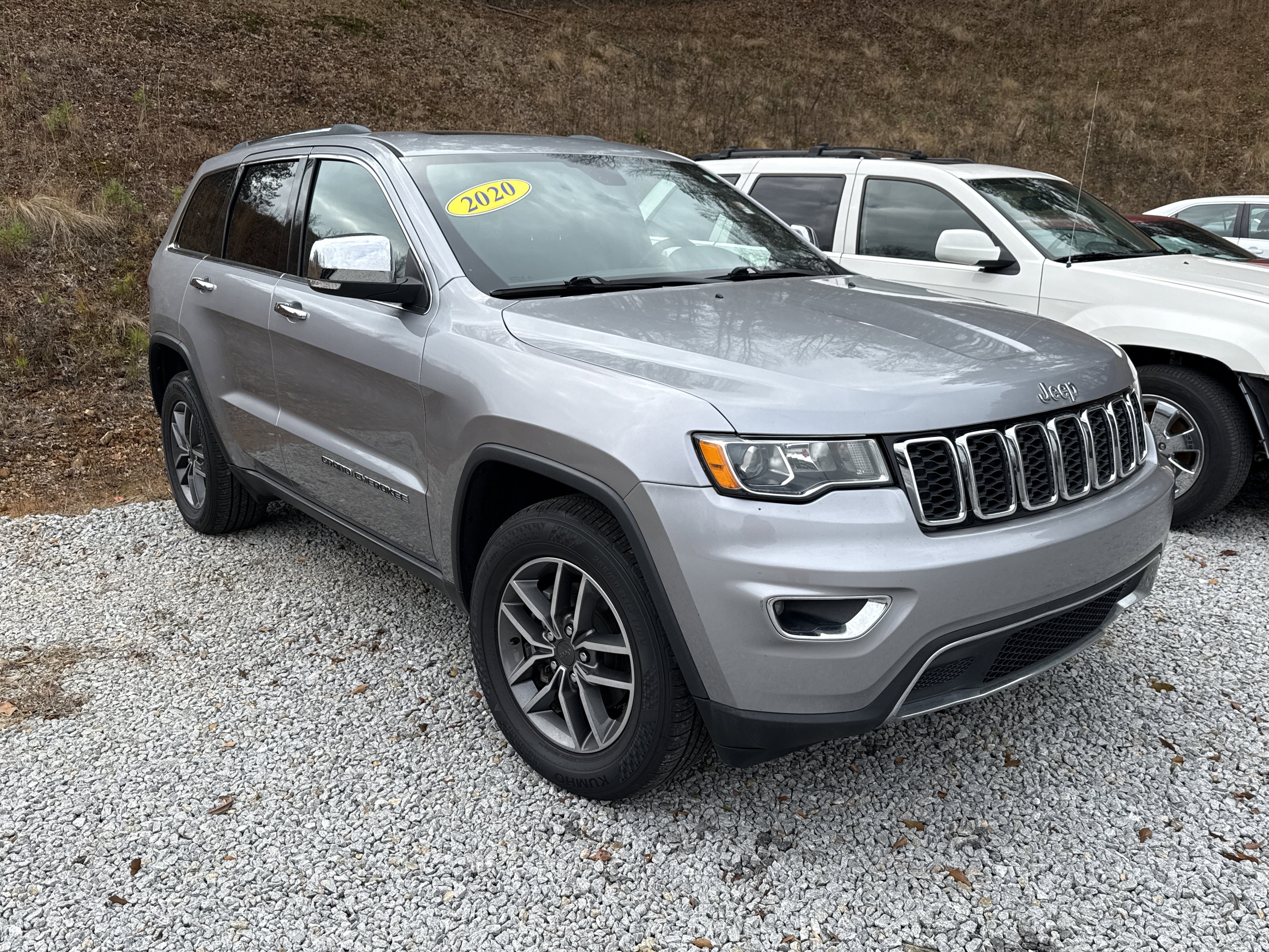 2020 Jeep Grand Cherokee Limited's photo