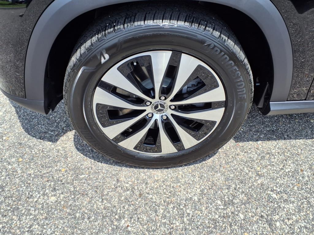 2025 Mercedes Benz GLE 450 4MATIC photo 6