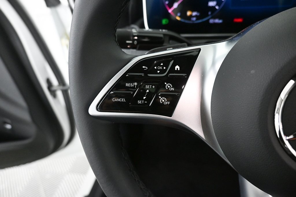 2025 Mercedes Benz C 300 photo 9