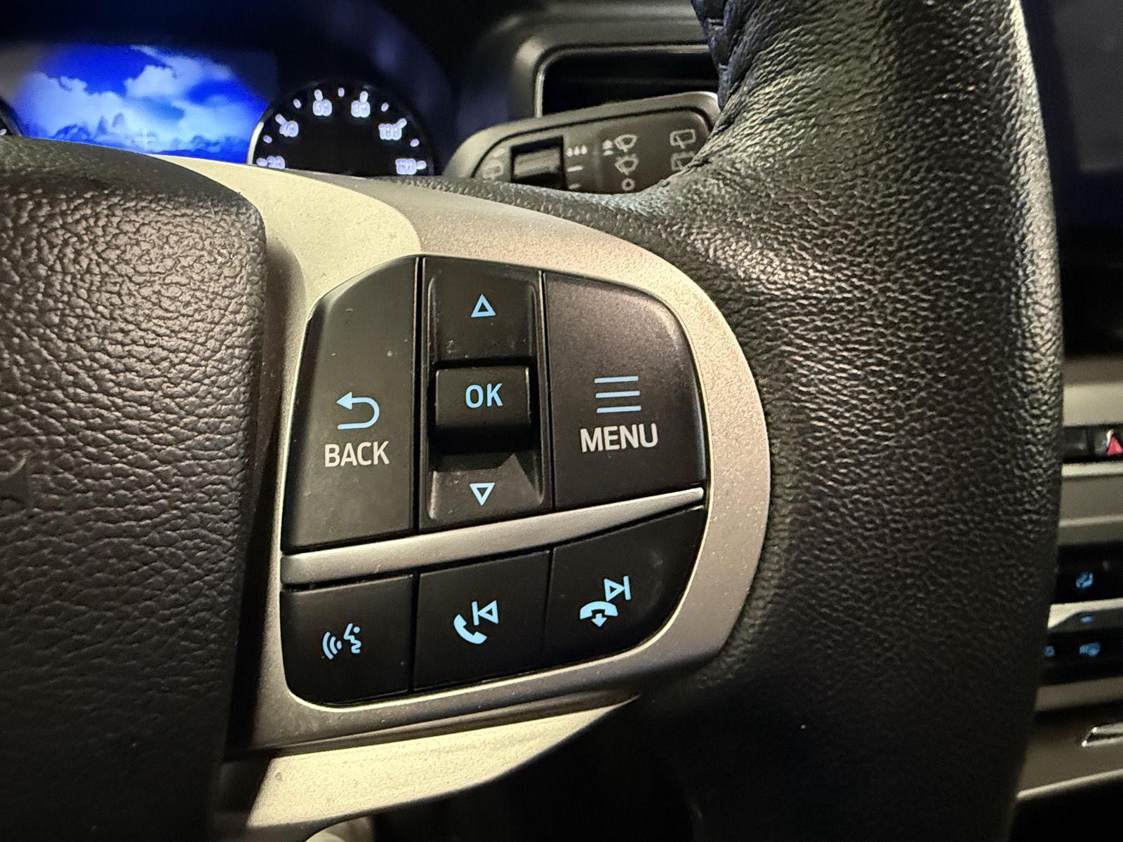 2022 Ford Explorer XLT photo 8