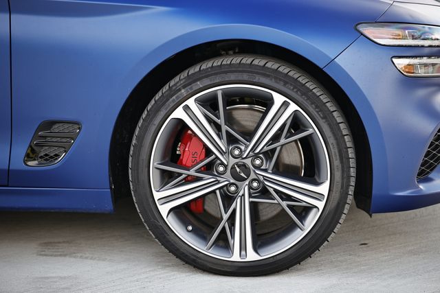 2025 Genesis G70 3.3T Sport Advanced photo 4