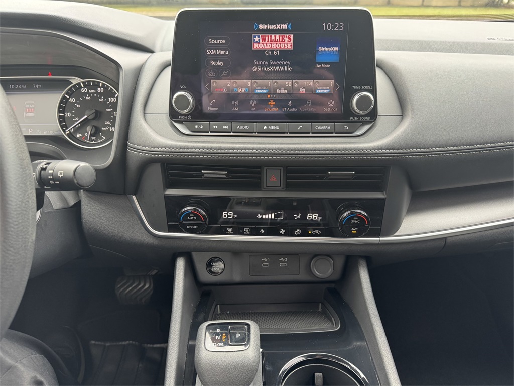 2024 Nissan Rogue SV photo 23