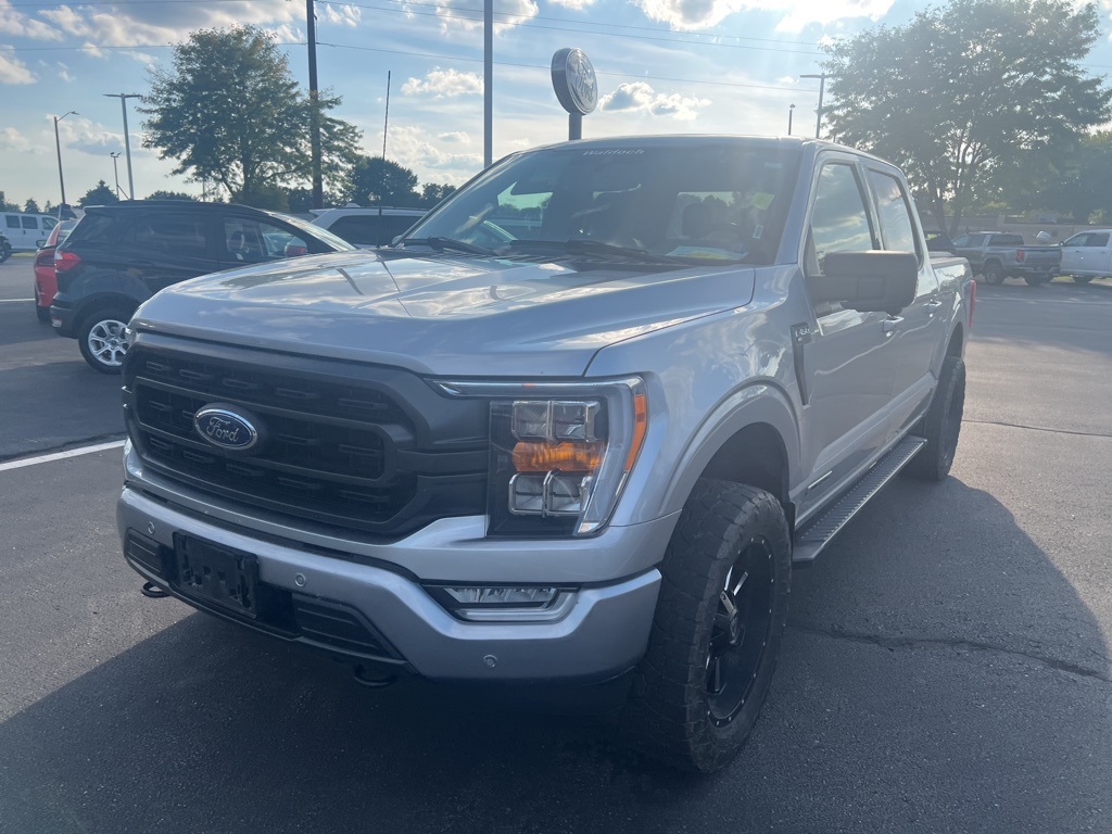 2021 Ford F-150 XLT photo 16