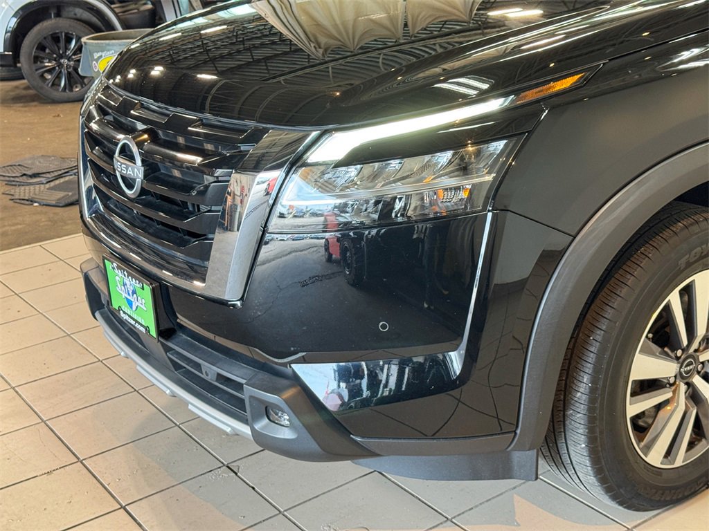 2022 Nissan Pathfinder SL photo 49