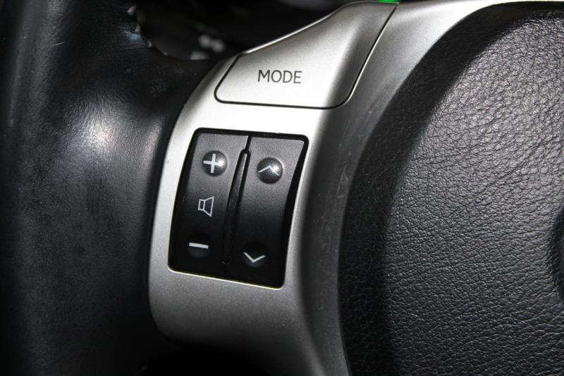 2013 Lexus CT 200h photo 14