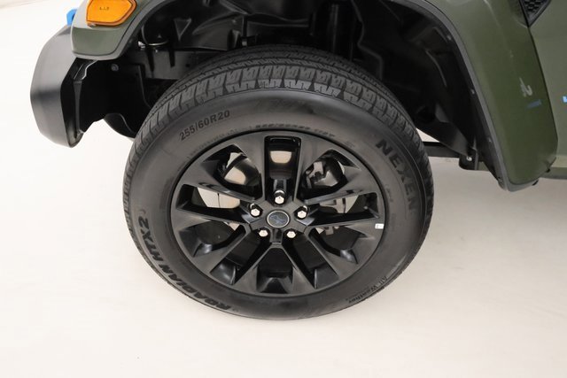 2024 Jeep Wrangler 4xe Sahara photo 6