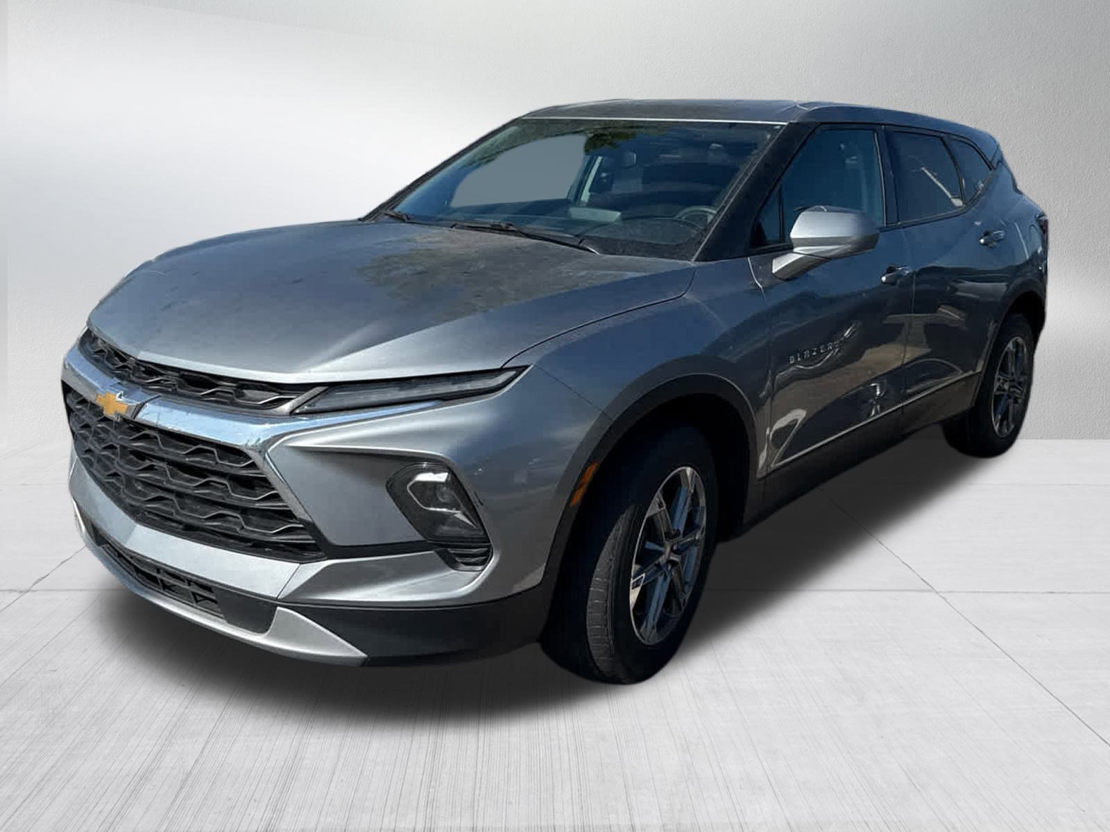 2023 Chevrolet Blazer 2LT photo 3