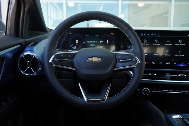 2026 Chevrolet Equinox EV 1LT photo 15