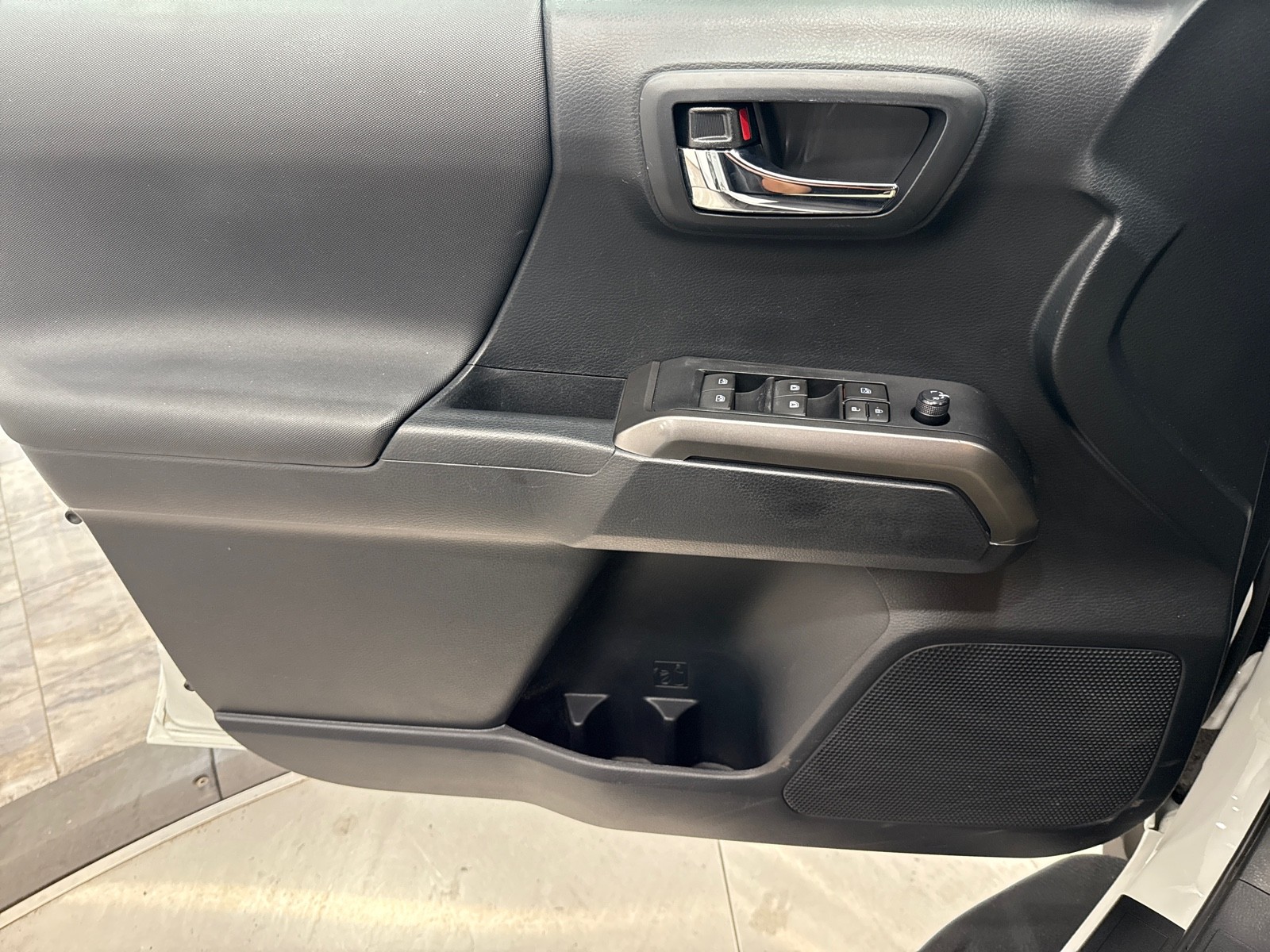 2019 Toyota Tacoma TRD Pro 4x4 V6 photo 28