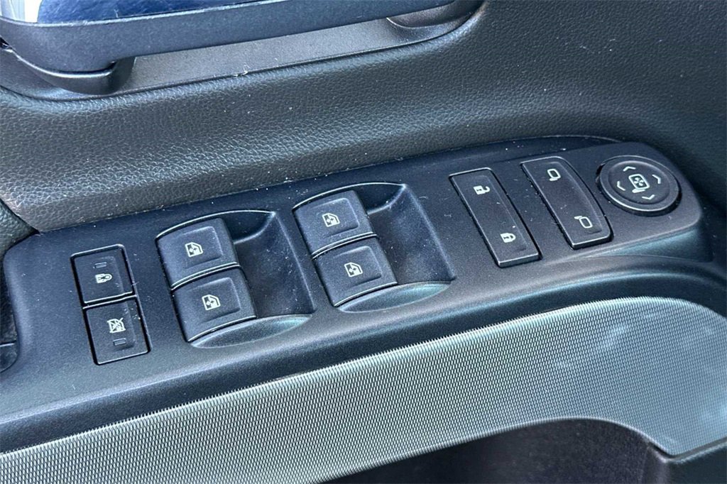 2019 Chevrolet Silverado 2500HD LT photo 12