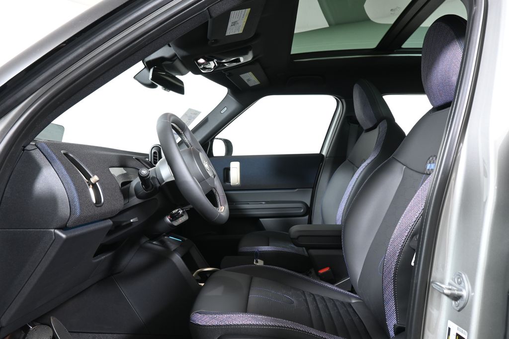 2025 Mini Countryman S ALL4 photo 2