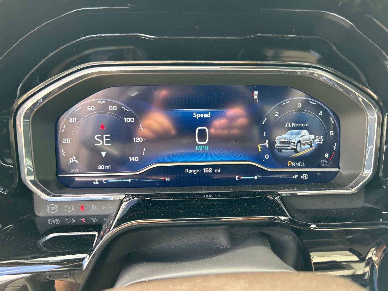 2025 Chevrolet Silverado 1500 LT photo 25