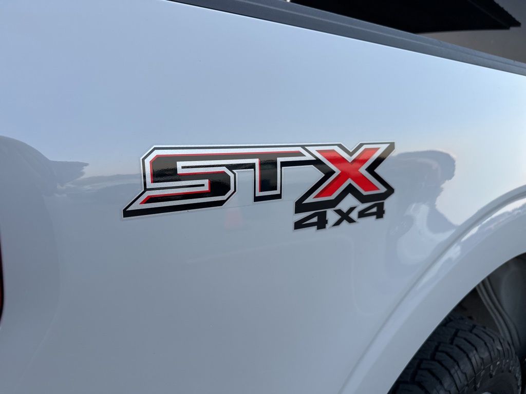 2023 Ford F-150 XL photo 38