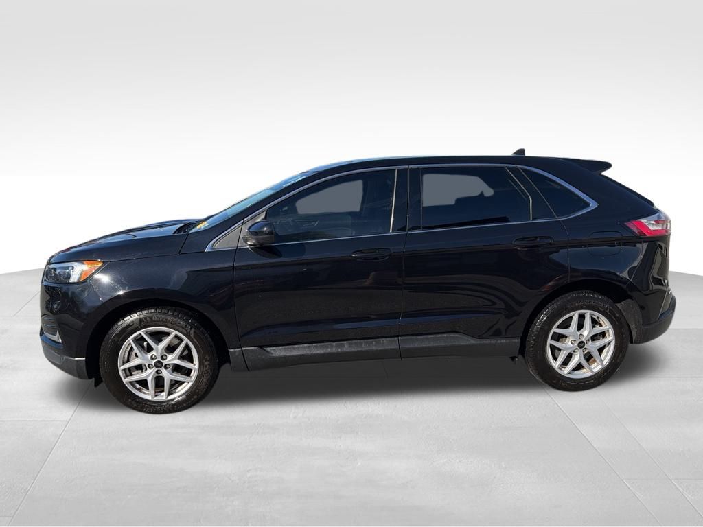 2023 Ford Edge SEL photo 3