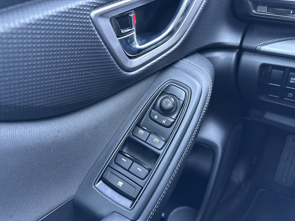 2023 Subaru Forester Premium photo 21
