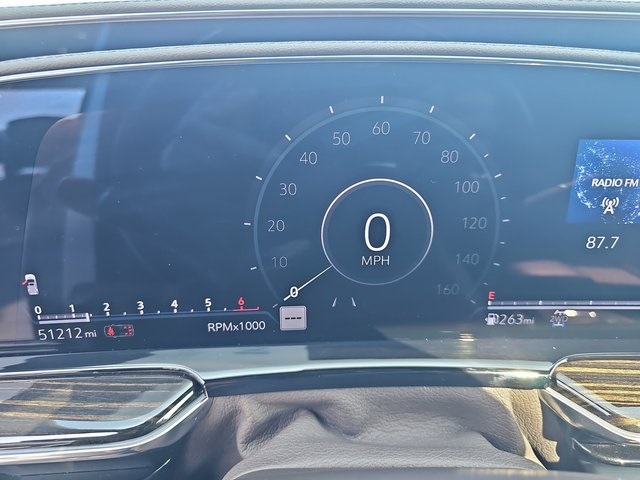 2022 Cadillac Escalade Premium Luxury photo 21