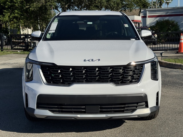 2025 Kia Sorento LX photo 9