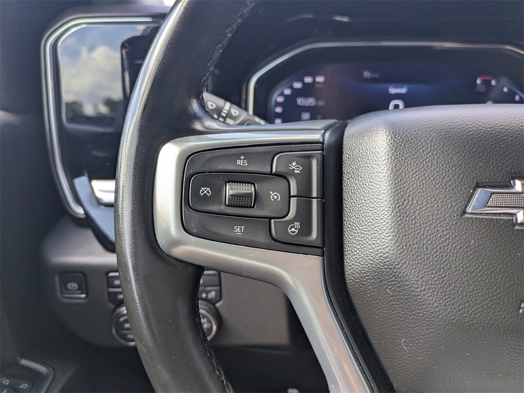 2023 Chevrolet Silverado 1500 RST photo 25