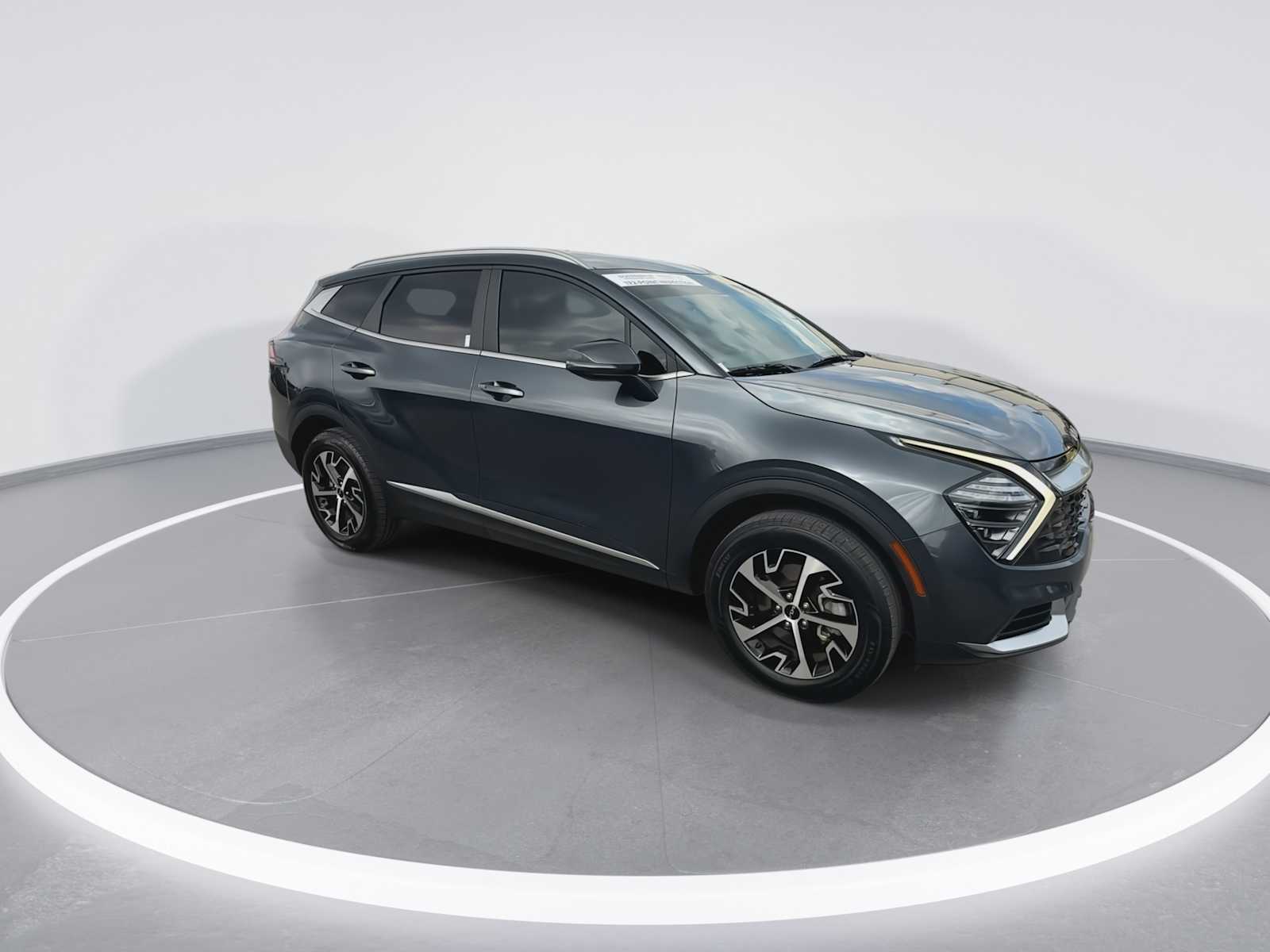 2024 Kia Sportage EX photo 2