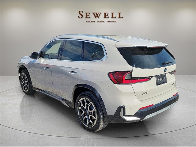 2026 Bmw X1 XDrive28i photo 2