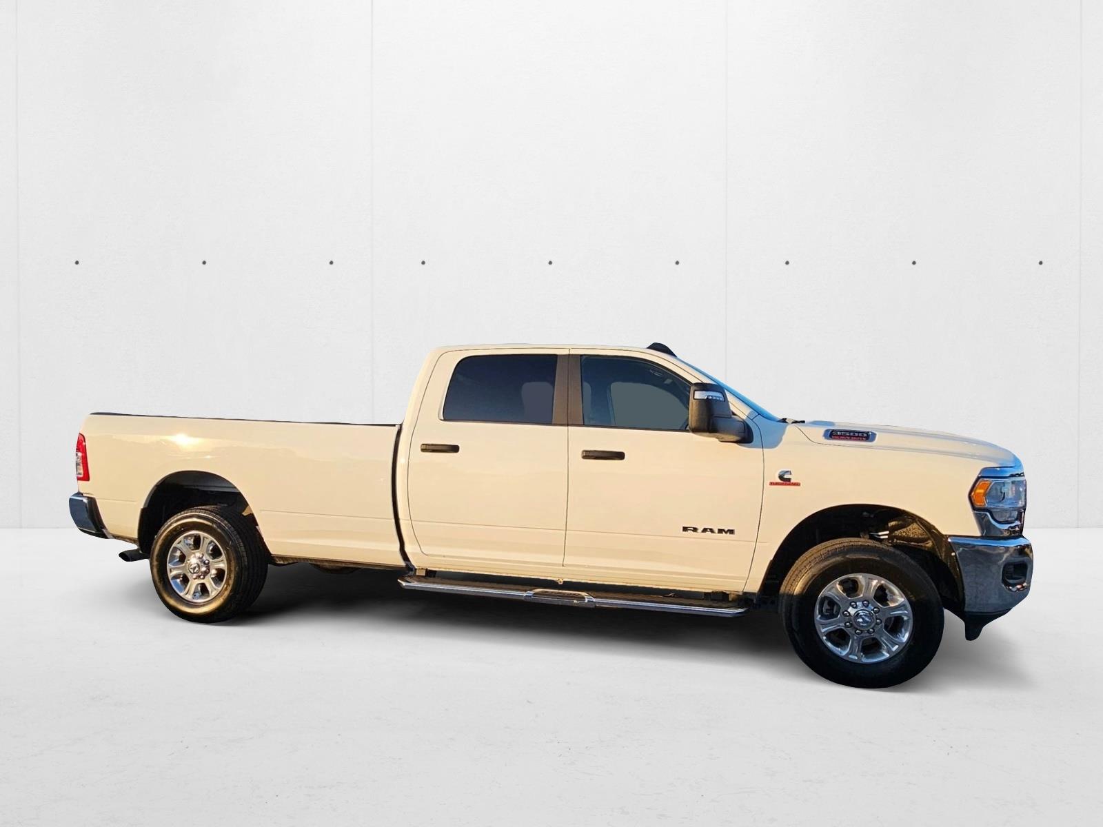 2024 Ram 3500 Big Horn photo 4
